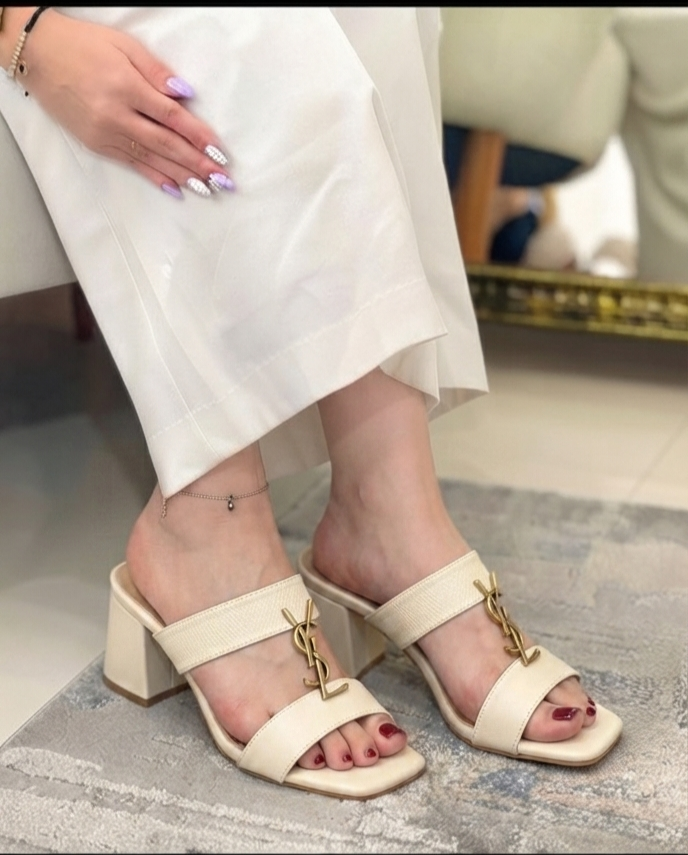 صندل طبی پاشنه دار $زرپای